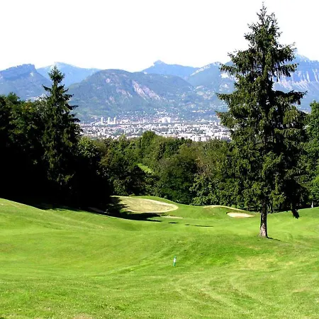 Lejlighed Adal-berht Saint-Maximin (Isere)