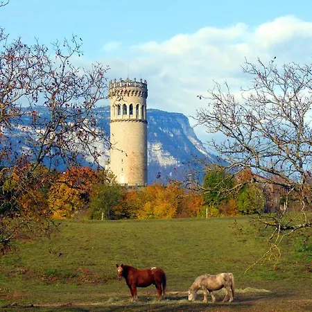 Adal-berht Lejlighed