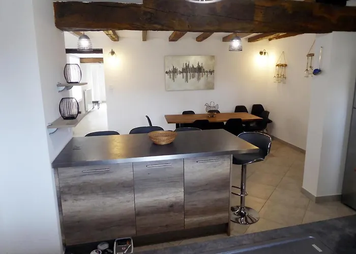 Adal-berht Apartmán *