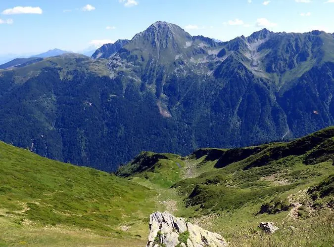 Adal-berht アパート Saint-Maximin (Isere)